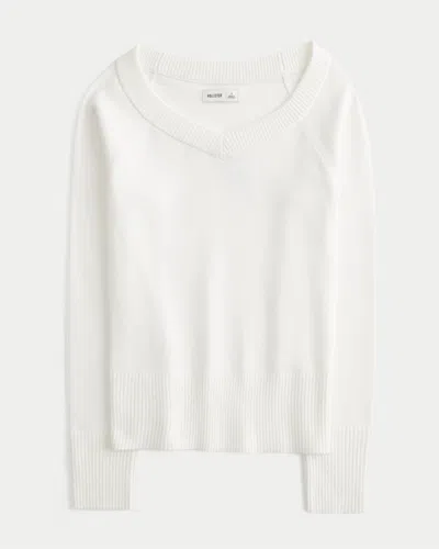 Hollister Wide V-neck Raglan Sweater In White
