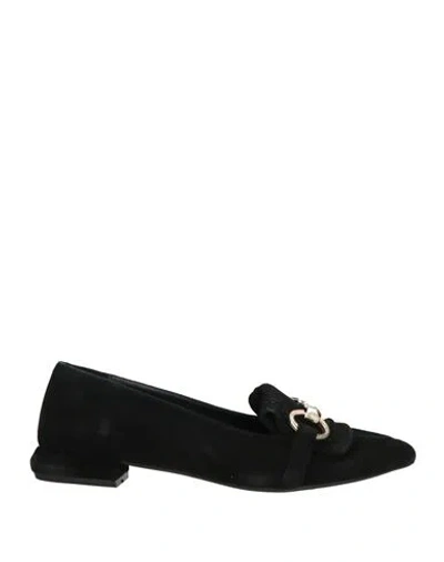 Holly Queen Woman Loafers Black Size 10 Leather
