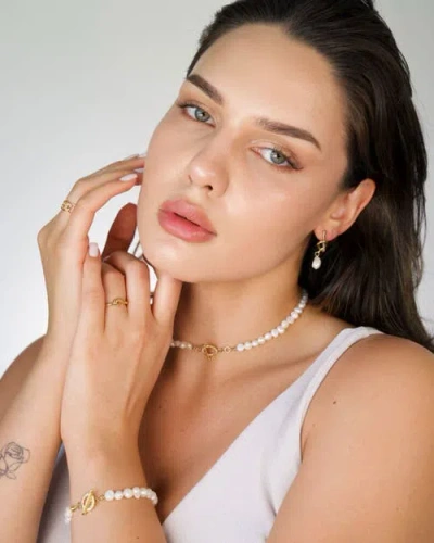 Hollywood Sensation Sophisticated Baroque Freshwater Pearl Bracelet In White