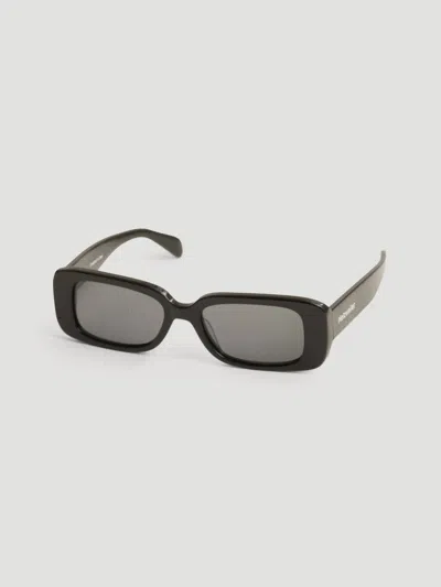 Holzweiler Alexandra Sunglasses In Black In White