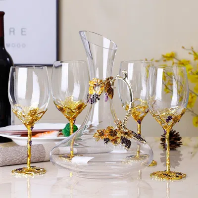 Homary 5-piece Red Wine Glass Set Exquisite Vintage Decanter In Gold