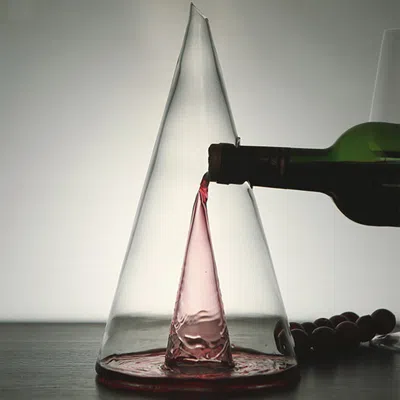 Homary Unique Pyramid Glass Wine Decanter Hand Blown Red Wine Carafe With Wide Base In White