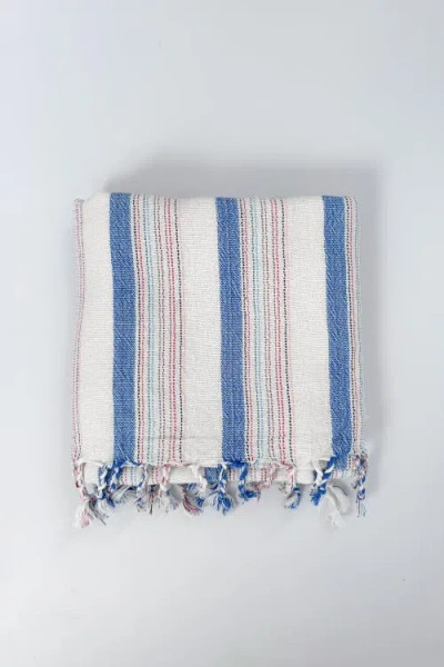 Home & Loft Home And Loft Montauk Hand Towel In Multi