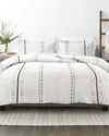 Home Collection Premium Ultra Soft Natural Geo Lines 3pc Duvet Cover Set In Red