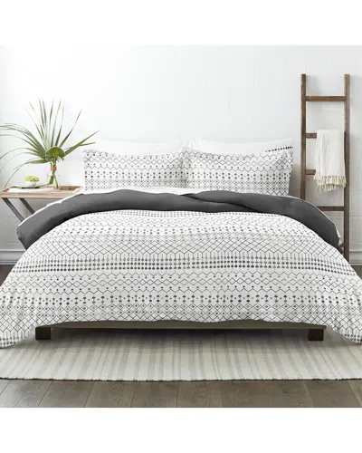Home Collection Ultra Soft Etched Gate 3pc Reversible Duvet Set In White