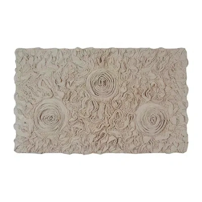 Home Weavers Inc Bellflower Quick Dry 21x34 Inch Bath Rug In Sand