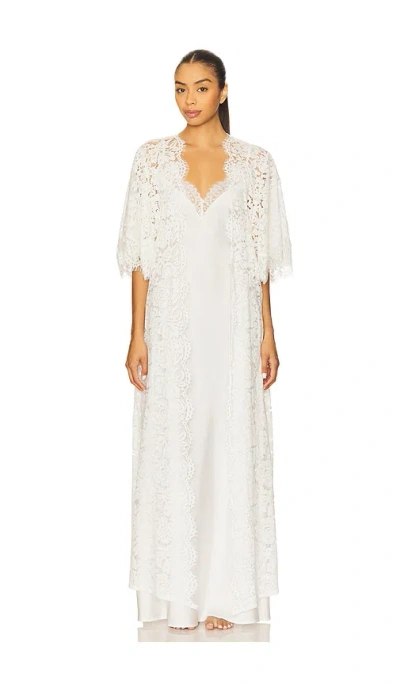 Homebodii Saskia Long Lace Robe In White