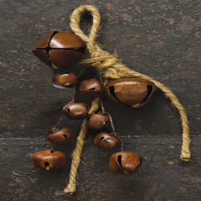 Homegifo Bells On Jute Cluster In Brown
