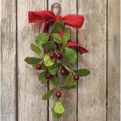 Homegifo Mistletoe & Berry Teardrop 12" In Multi