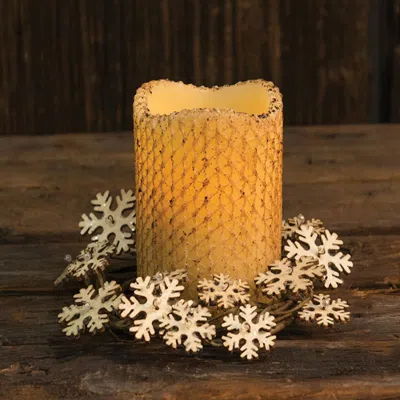 Homegifo Vintage Snowflake Ring 3.5" In Neutral