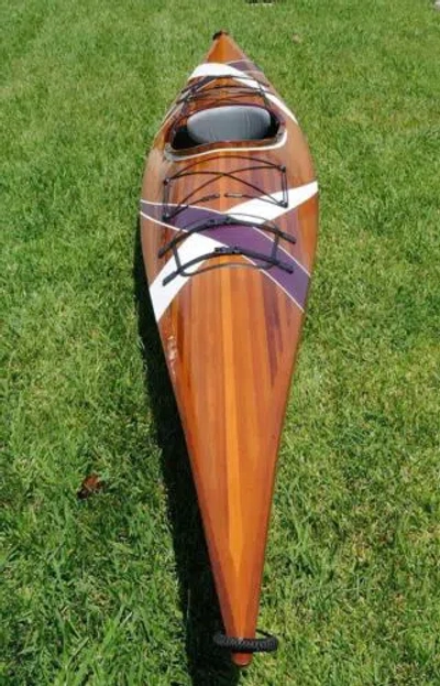 Pre-owned Homeroots 24" X 177" X 13.5" White And Purple Ribbonwooden Kayak