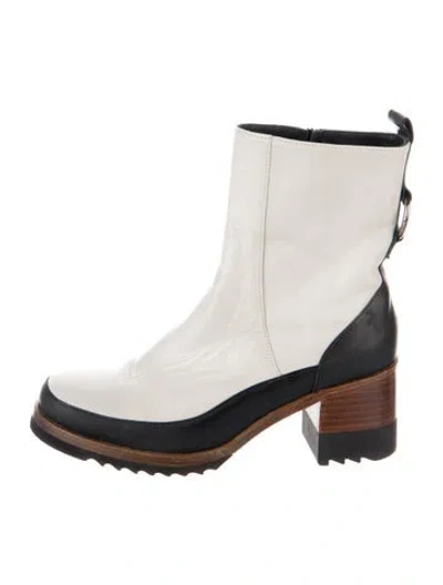 Pre-owned Homers Leather Boots In White