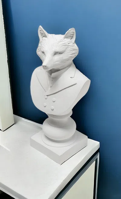 Homezia 13" White Resin Fox Bust Tabletop Sculpture In Brown