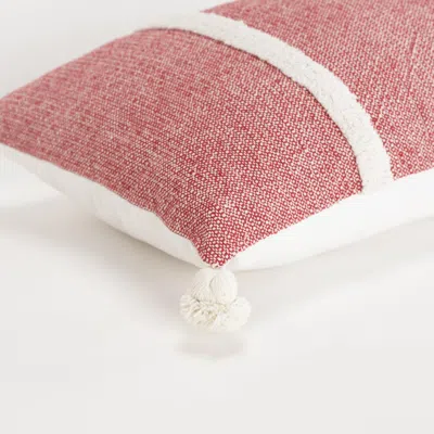 Homezia 14" X 14" Red And White Cotton Pillow With Tassels Edges