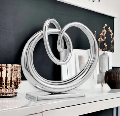 Homezia 17" Silver Buffed Aluminum Tabletop Sculpture In Metallic