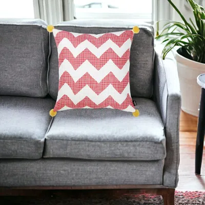 Homezia 18" Pink And White Throw Pillow Cover