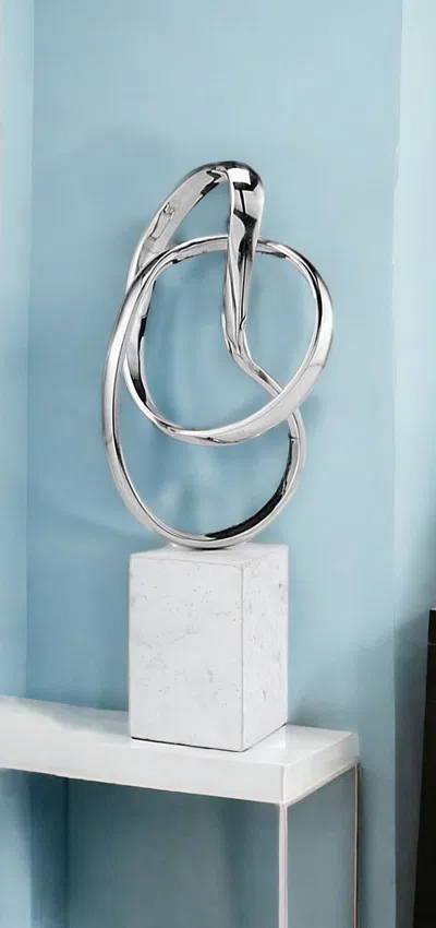 Homezia 18" Silver And White Marble And Aluminum Sculpture