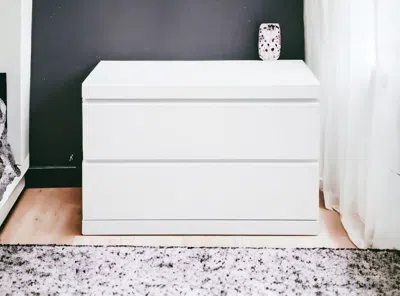 Homezia 20" White Two Drawer Nightstand