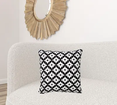 Homezia 20" X 20" Black And White 100% Cotton Geometric Zippered Pillow