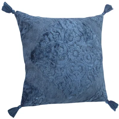 Homezia 20" X 20" Blue Damask Cotton Blend Zippered Pillow With Tassels
