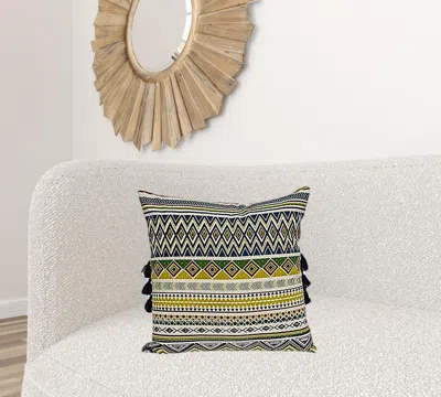 Homezia 20 X 20 Green And Black Zippered 100% Cotton Throw Pillow