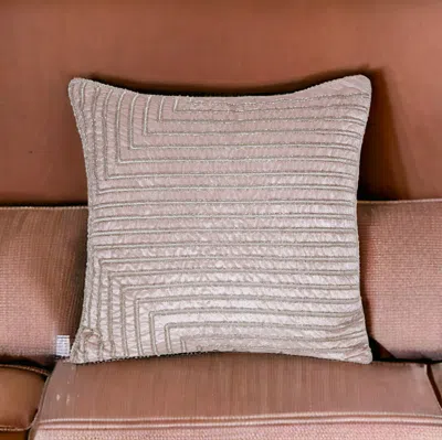 Homezia 20" X 20" Pink Geometric Polyester Zippered Pillow With Beads