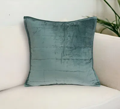 Homezia 20" X 7" X 20" Transitional Sea Foam Solid Quilted Pillow Cover With Poly Insert In Green