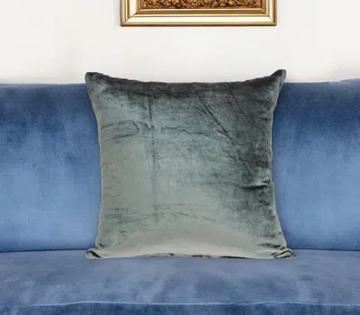 Homezia 22" X 7" X 22" Transitional Charcoal Solid Pillow Cover With Poly Insert In Gray