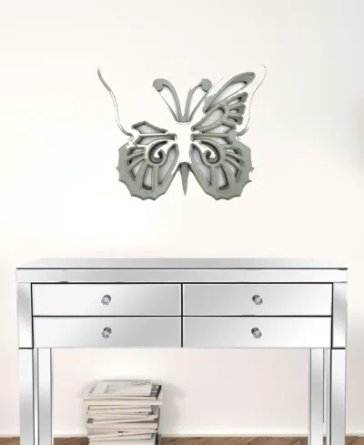 Homezia 23" X 19" X 4" Gray Rustic Butterfly Wooden Wall Decor In Metallic
