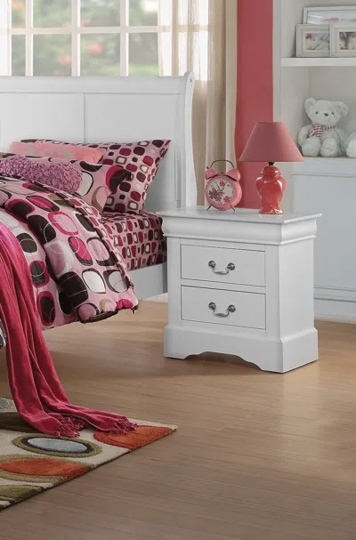 Homezia 24" White Two Drawers Nightstand