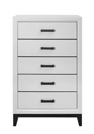 Homezia 31" White Wood Five Drawer Standard Chest