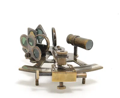 Homezia 4" X 4.5" X 2.5" Nautical Sextant In Wood Box Medium