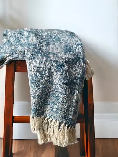 Homezia 50" X 60" Blue And White Woven Cotton Throw Blanket With Fringe