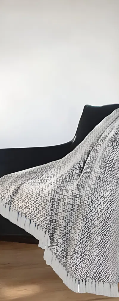 Homezia 50" X 60" Gray And White Woven Cotton Geometric Throw Blanket With Fringe