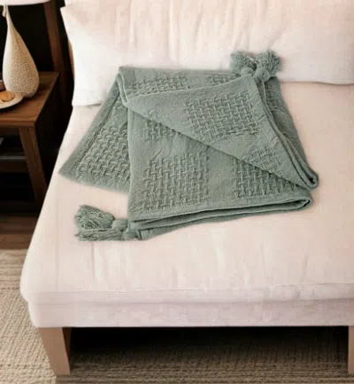 Homezia 50" X 60" Green Woven Cotton Throw Blanket With Tassels