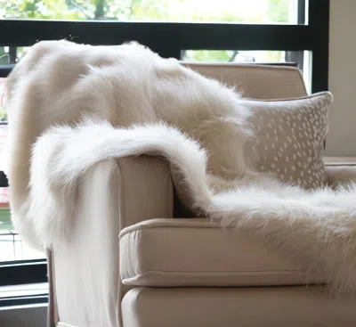 Homezia 50" X 60" Royal White Long Hair Faux Fur Throw