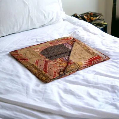 Homezia 50" X 70" Silk Multicolor Throws