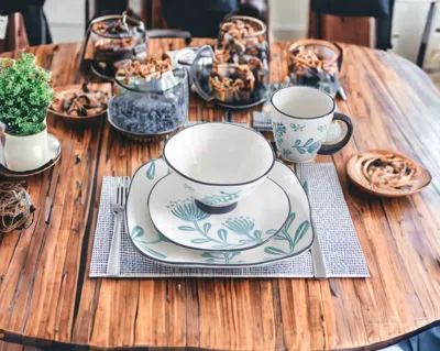 Homezia Blue And White Sixteen Piece Round Floral Ceramic Service For Four Dinnerware Set In Multi
