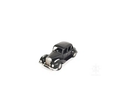 Homezia C1937 Plymouth P4 Deluxe Black Sculpture