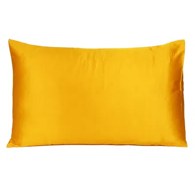Homezia Goldenrod Dreamy Set Of 2 Silky Satin King Pillowcases