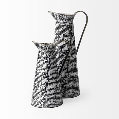Homezia Petite Black And White Textured Jug Vase