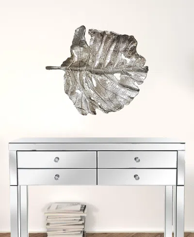 Homezia Set Of 2 Shiny Silver Leaves Wall Art In Metallic