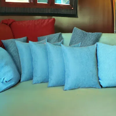Homezia Set Of Four 20" X 20" Sky Blue Polyester Zippered Pillow Cover