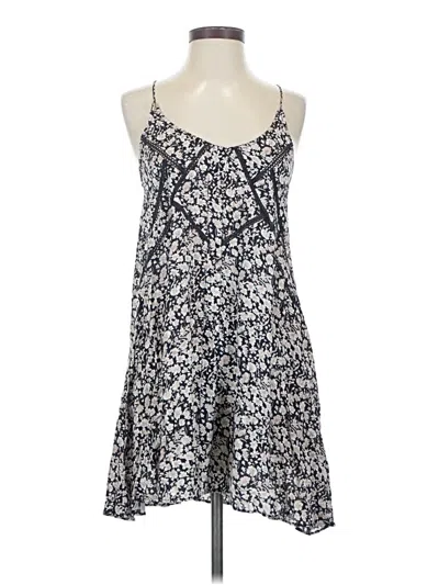 Pre-owned Honey Punch Casual Dress In Blue