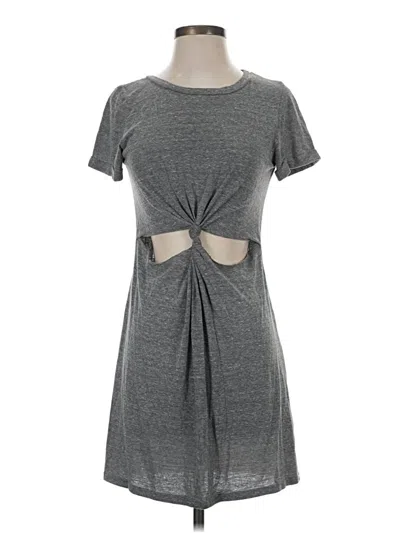 Pre-owned Honey Punch Casual Dress In Gray