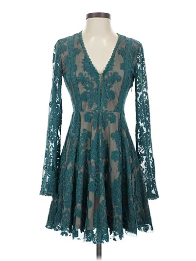 Pre-owned Honey Punch Cocktail Dress In Blue