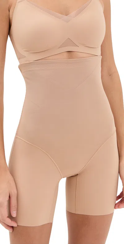 Honeylove Superpower Girl Shorts Sand In Neutral
