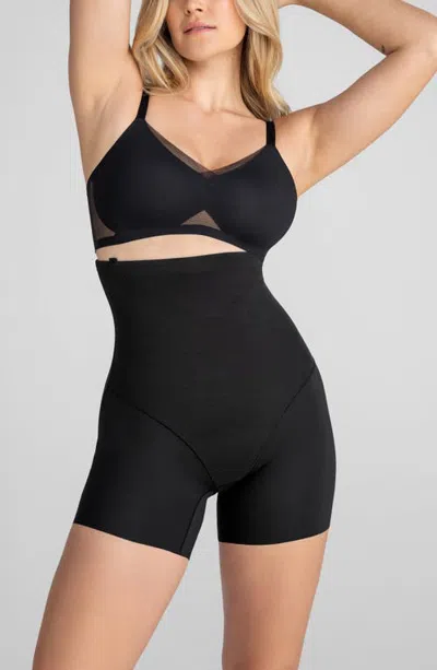 Honeylove Superpower Girl Shorts In Vamp