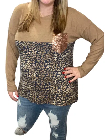 Honeyme Animal Print Pocket Tee In Mocha/navy In Multi