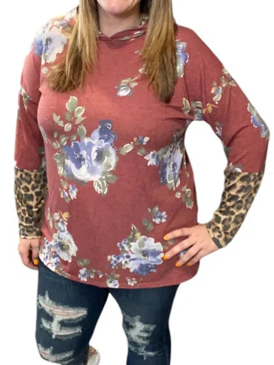 Honeyme Floral Accents Hoodie In Burgundy